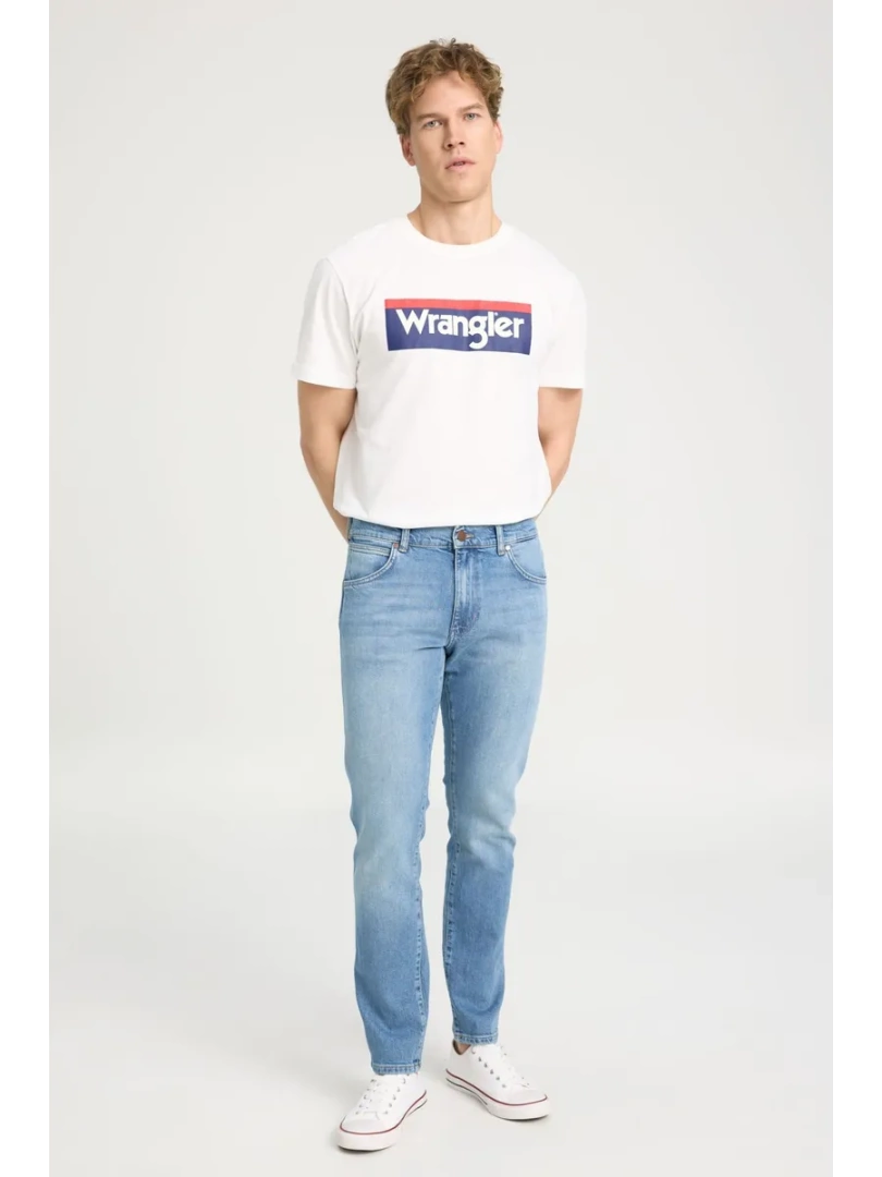Джинсы Wrangler Larston Slim Tapered